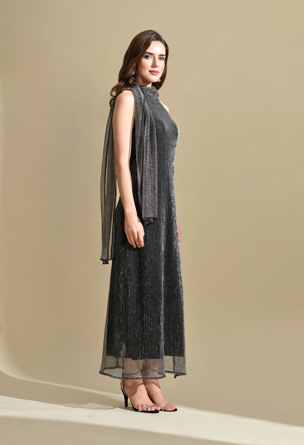 Women Black Metallic Halter Neck Pleated Maxi Dress