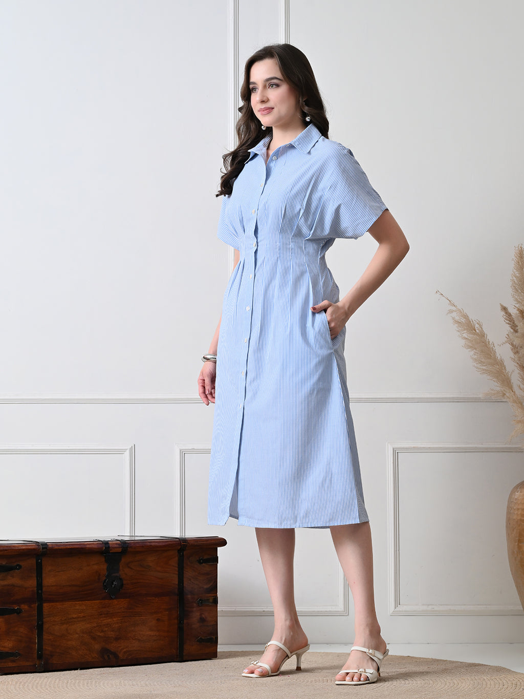 https://cdn.shopify.com/s/files/1/0811/8963/4233/files/IKDEEP-670_1.jpg?v=1791637660